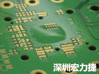 散熱差可能導致PCB阻焊層的剝離。