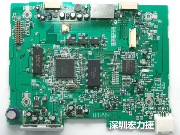 大面積PCB若電子元器件數(shù)量多、重量較重，板材強(qiáng)度不夠時(shí)容易產(chǎn)生PCB中央部凹陷問題。