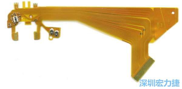 針對(duì)消費(fèi)性電子產(chǎn)品的外型設(shè)計(jì)，F(xiàn)PC可以做任意形狀的適應(yīng)性線(xiàn)路設(shè)計(jì)。