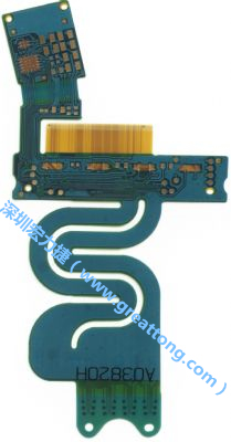 針對需要大幅撓曲應(yīng)用的特殊結(jié)構(gòu)造型，F(xiàn)PCB可進(jìn)行彈性雷射裁型，讓FPCB材料的撓曲能力更佳。